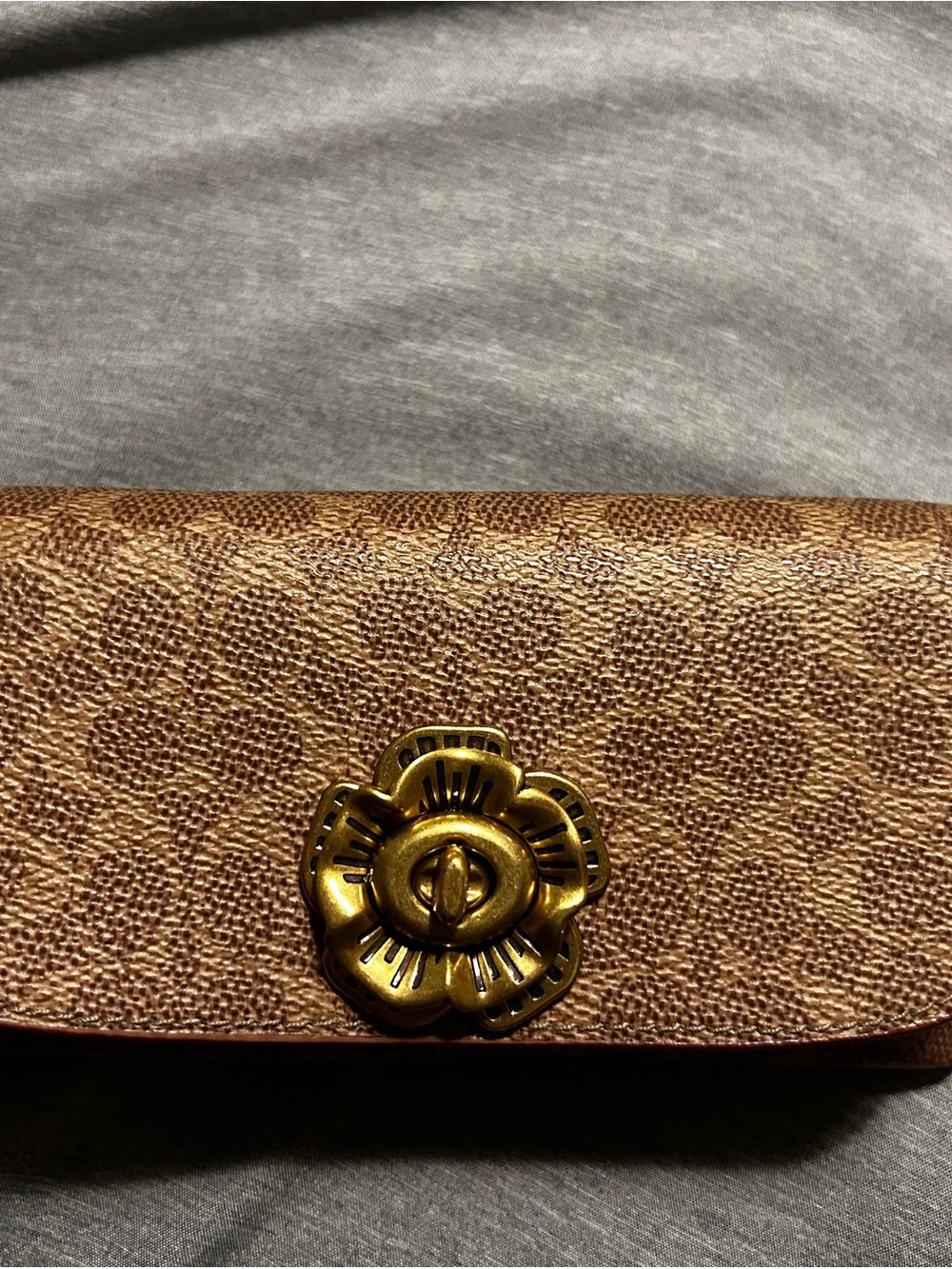 Coach Sunglass Case Bag Charm – Signature Canvas with Tea Rose Turnlock
